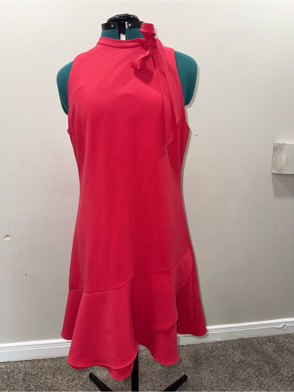 julia jordan Coral Tie-Neck Flounce Mini Dress